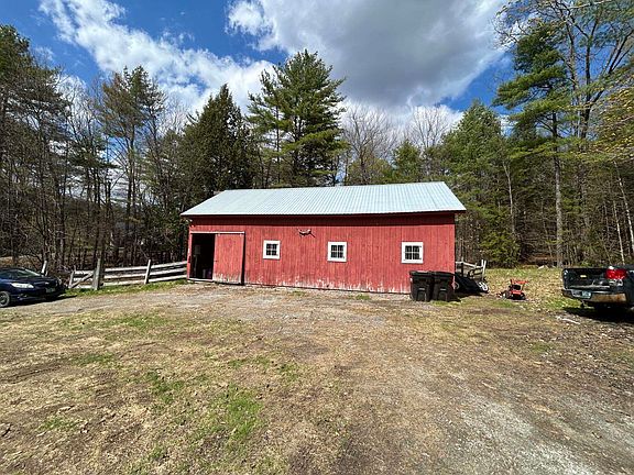 5th image of 354 Shattuck Hill Road