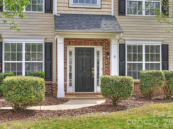 3rd image of 2515 Godsey Wood Dr
