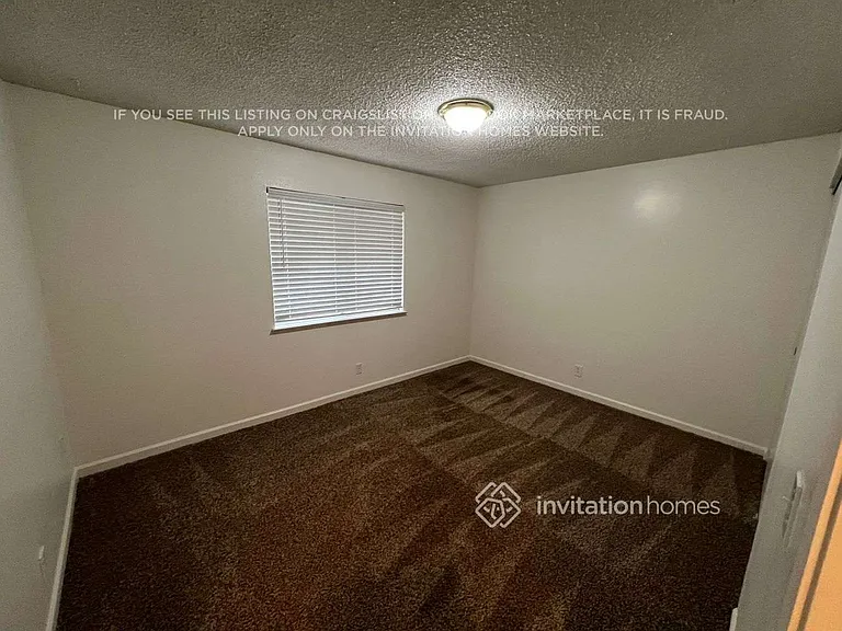 460 Pelican Pl — Photo 7