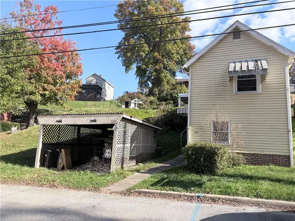1134 Rostraver St, Monessen, PA 15062