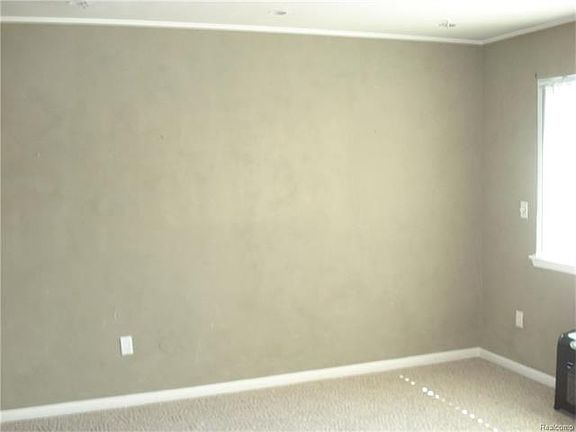 2nd image of 1383 Laurel Valley Dr #1