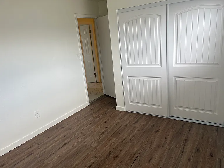 329 S Murray Blvd #A — Photo 11