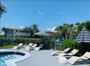 1050 98th St APT 6W, Miami Beach, FL 33154