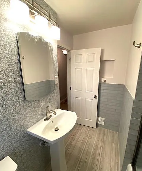 2687 Peeler Rd — Photo 10