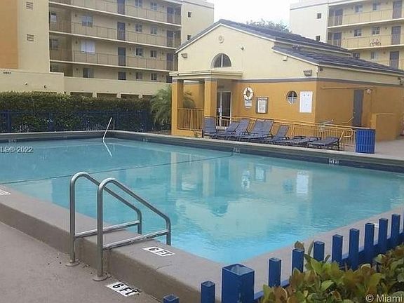 4th image of 14961 SW 82nd Ln #21506