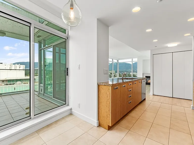 1616 Bayshore Dr #2104 — Photo 13