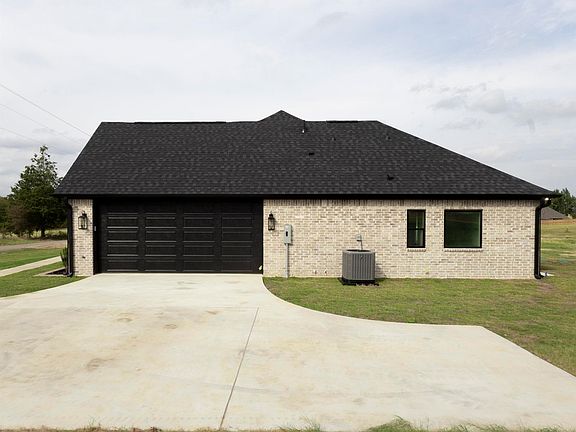3rd image of 15584 County Road 434