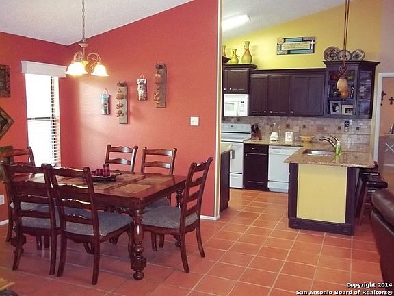 5th image of 4706 Barhill Dr