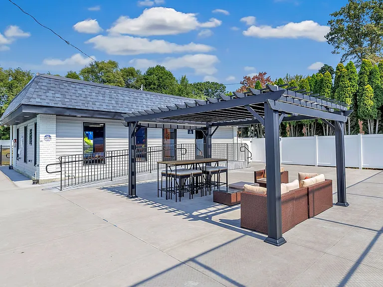 Villa Square LLC — Photo 14