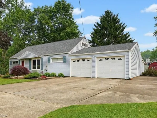 6069 Peach St, Louisville, OH 44641