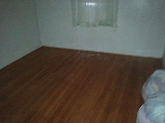 4th image of 4748 Drummond St