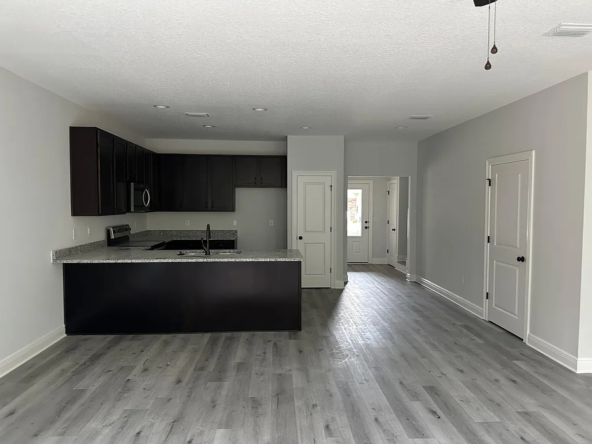 Building Photo - 1736 Sound Haven Ct