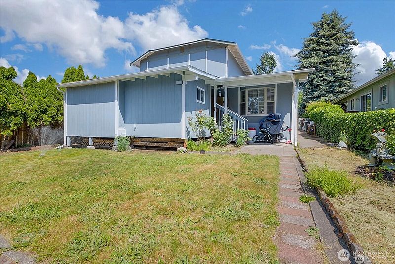 4th image of 7412 E E Street