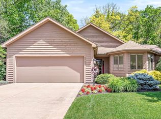 9769 Old Port Cv, Bristol, IN 46507