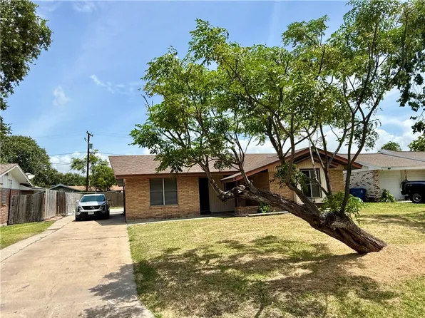 119 Rice Dr, Portland, TX 78374