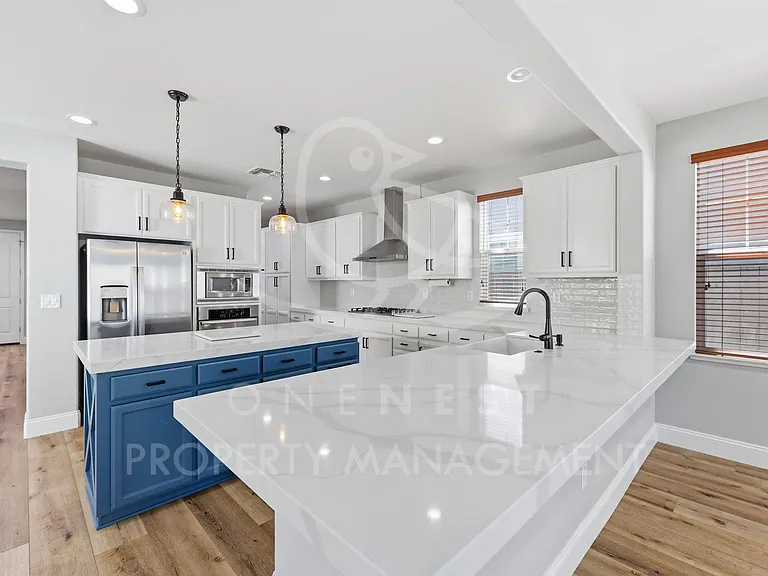 2127 Ranch View Dr — Photo 18