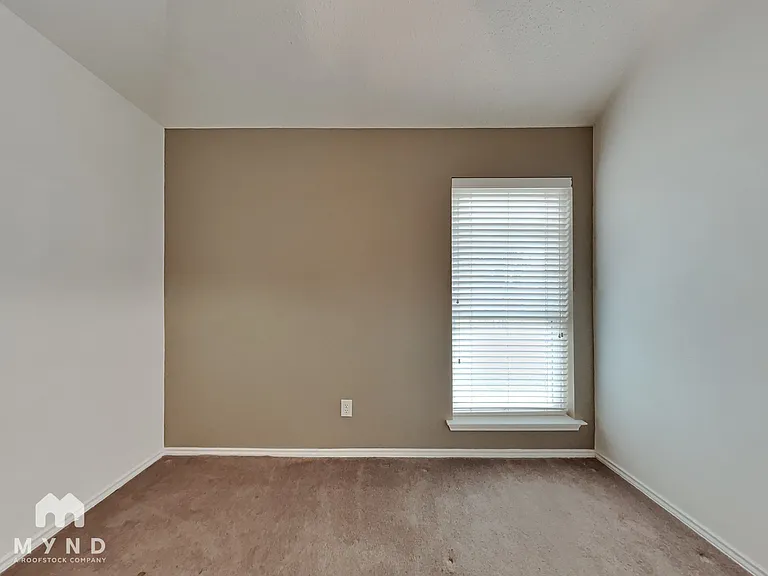 951 Freshwood Ct — Photo 17