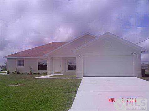 2nd image of 3692 SW Karin St