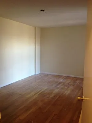 Rented by Roberto Guilbet, LREB | media 25