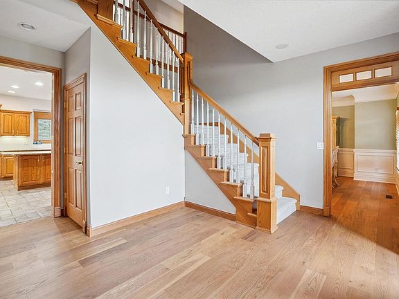 4th image of 1830 Cromwell Cir