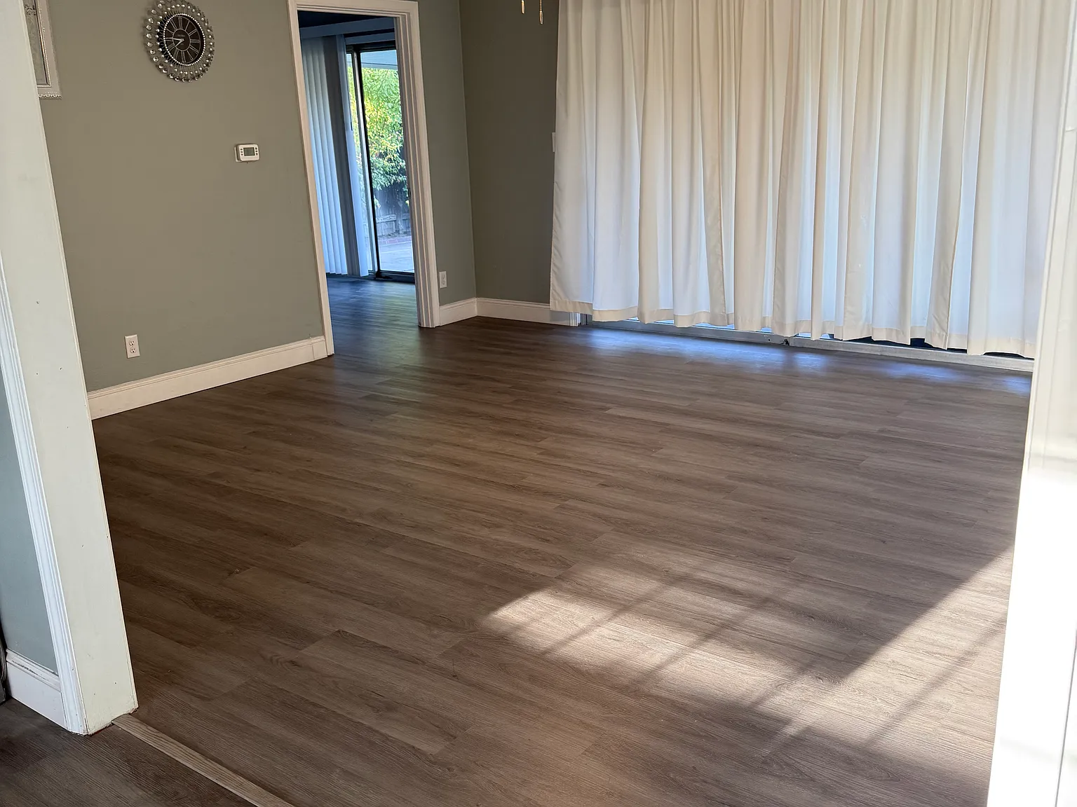 3 bed, 1394 sqft, $2,600 — Photo 3