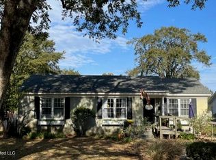 807 E Claiborne Ave, Greenwood, MS 38930