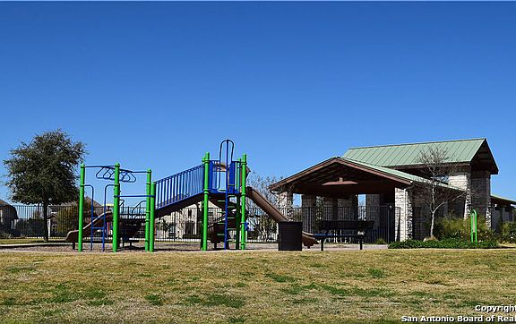 3rd image of 2280 Olive Hill