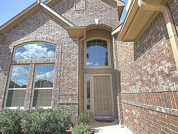 3rd image of 14803 Burleson Bend Dr