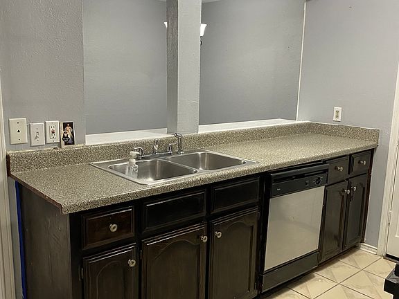 5th image of 1531 Sunrise Ln