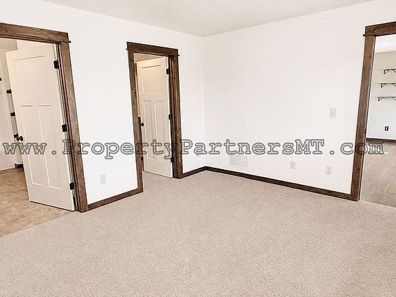 3rd image of 107 Tail Feather Ln Unit D