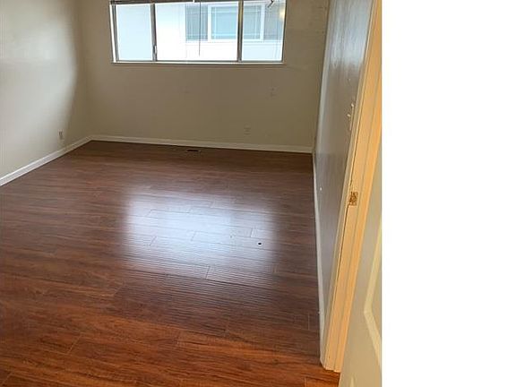 2nd image of 1285 Quincy Dr