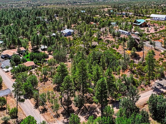 3rd image of 853 Wilderness Trl