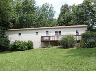 118 Carea Rd, New Park, PA 17352