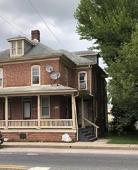 122 Hanover St