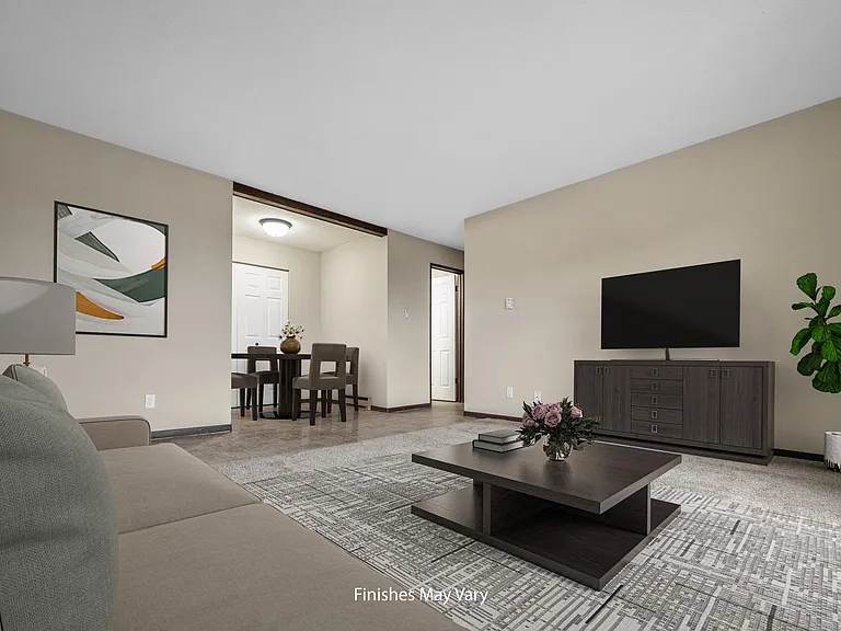 2900 W War Memorial Dr — Photo 43