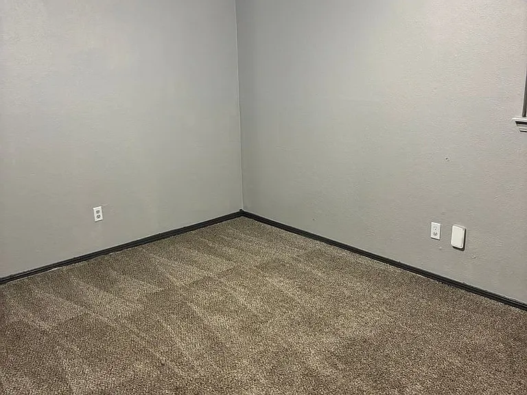 Candlewood Apartments — Photo 14