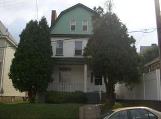 10 Mildred St, Crafton, PA 15205