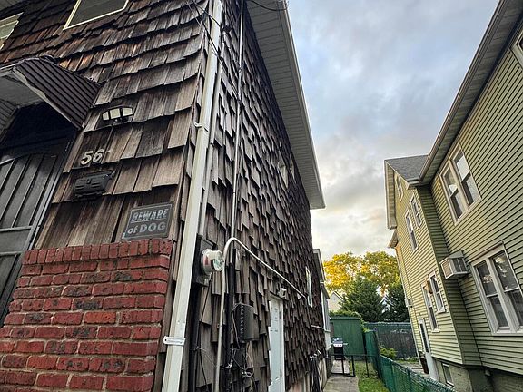 4th image of 56 Decker Ave
