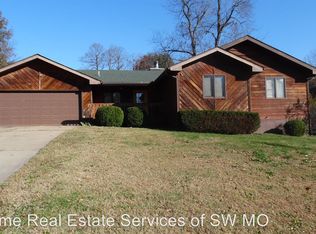 842 S Mission Ave, Springfield, MO 65809