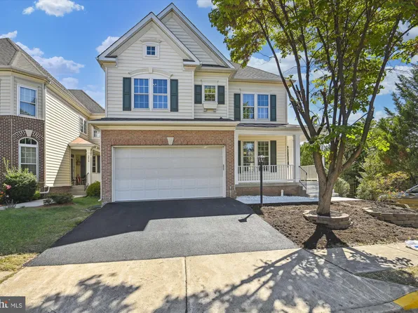 5641 Kertscher Ter, Centreville, VA 20120