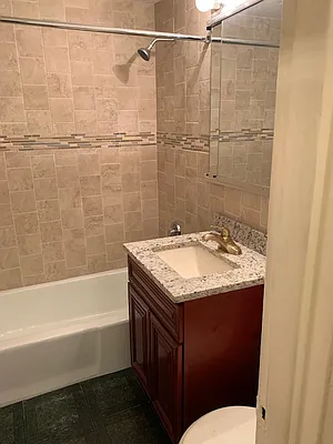 Rented by Bond New York | media 13