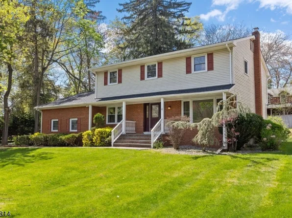4 Brook Ct, Parsippany-Troy Hills Twp., NJ 07054