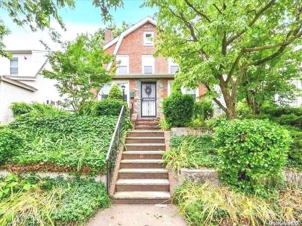 43-52 171 Street, Flushing, NY 11358