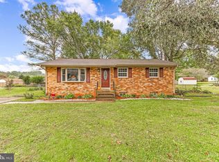 12811 Randolph Dr, Waldorf, MD 20601