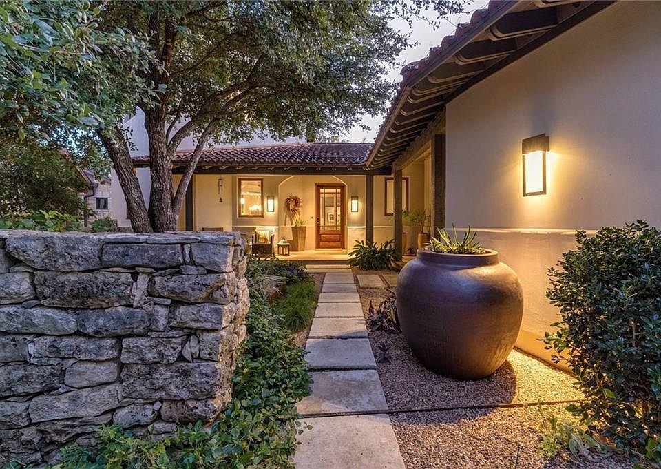 1st image of 1200 Barton Creek Blvd APT 3