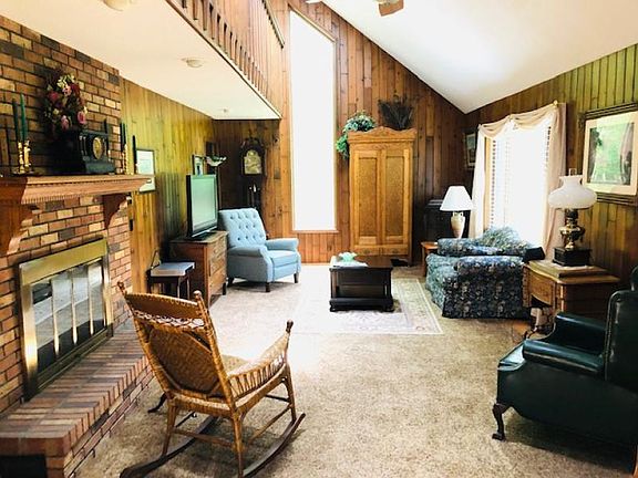 3rd image of 6797 Beechnut Ct
