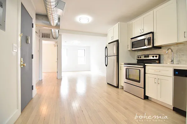 Rented by Bohemia Realty Group | media 1