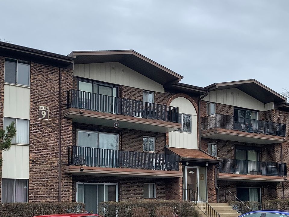 1st image of 13919 James Dr APT 909