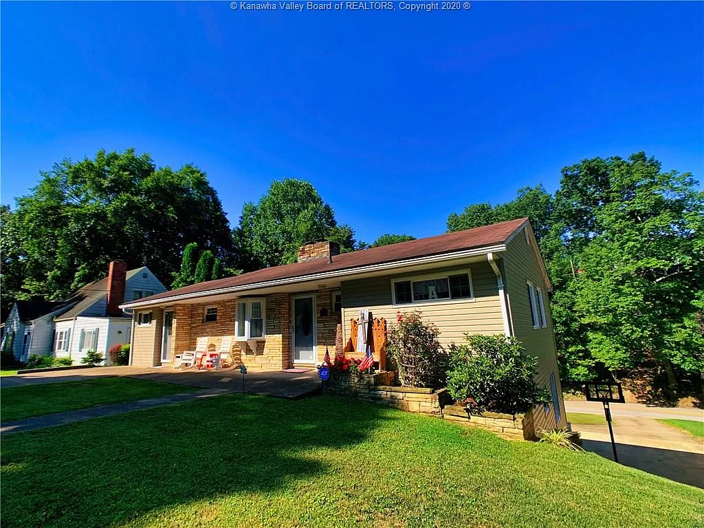 710 Jane St photo 1
