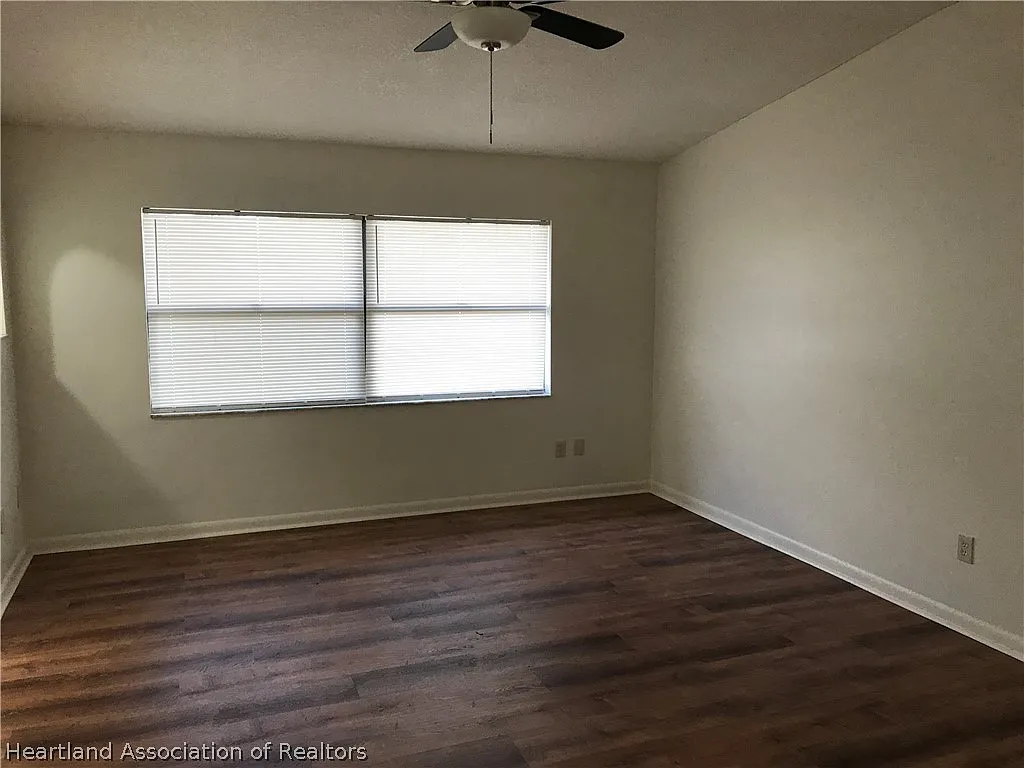 2 bed, 2.0 bath, 1016 sqft, $1,375 — Photo 4